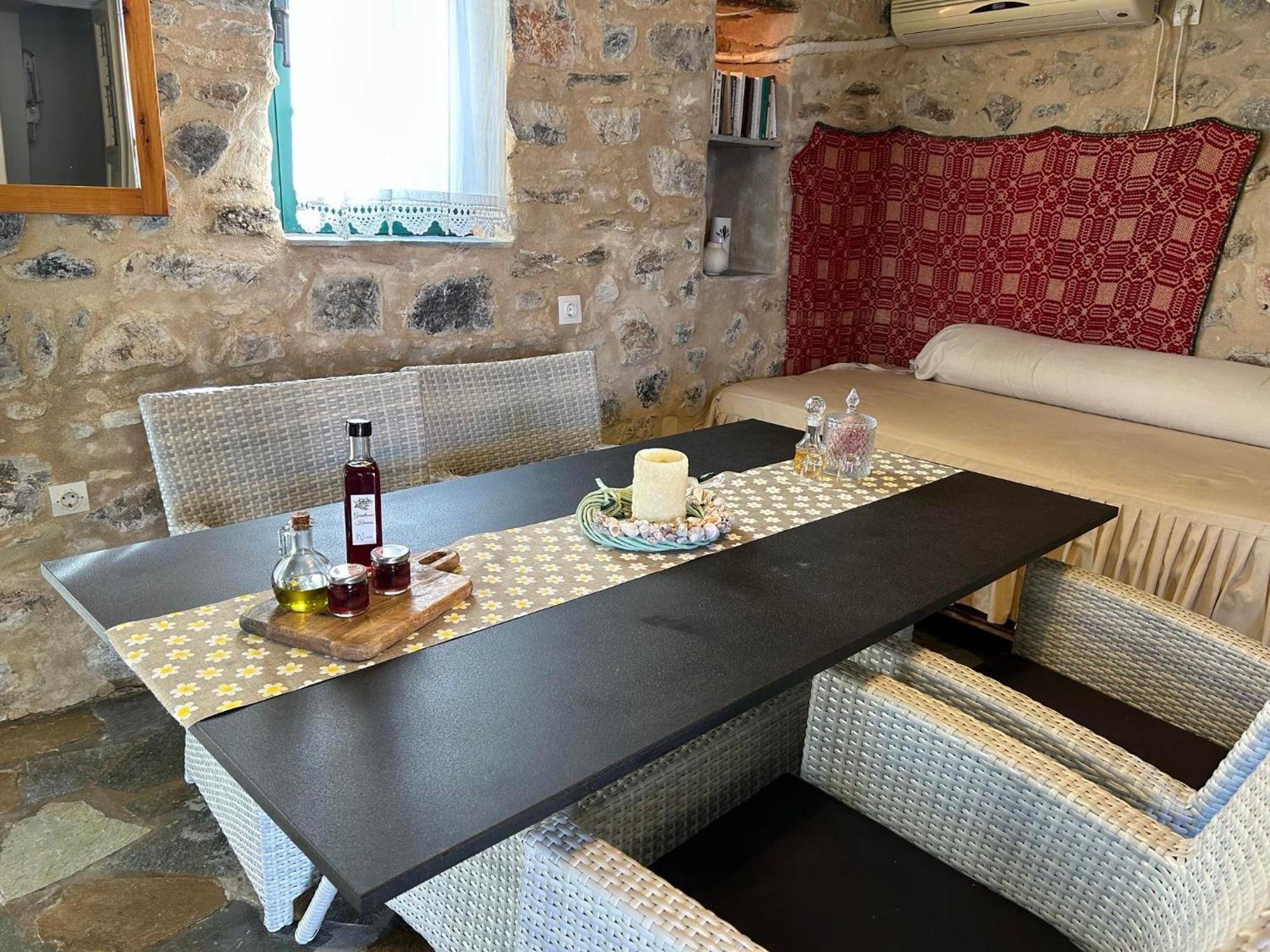 GuesthouseKamara Monemvasia Extérieur photo